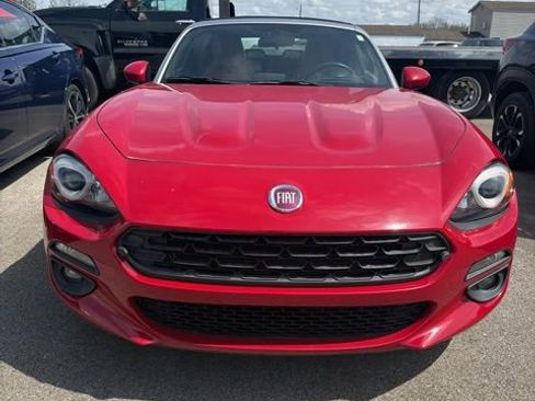 Used 2017 FIAT 124 Spider Lusso image 2