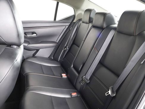 Used 2023 Nissan Sentra SR w/ SR Premium Package FWD image 33