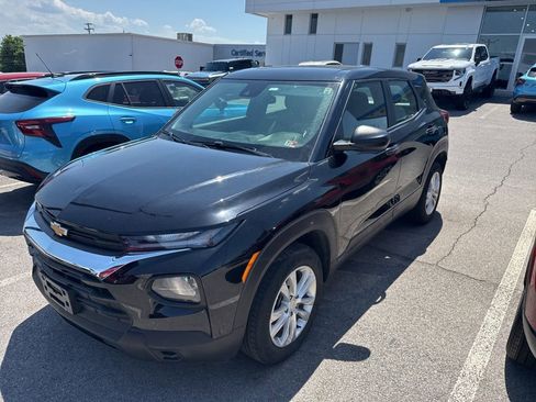 Used 2023 Chevrolet TrailBlazer LS AWD/4WD image 1