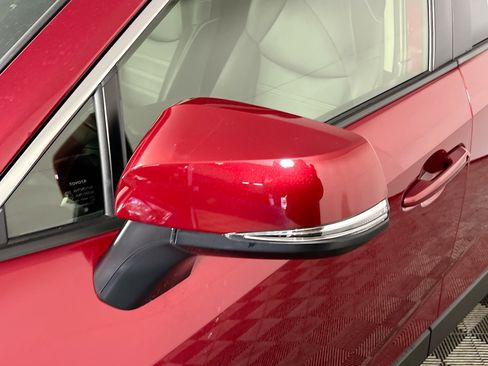 Used 2025 Toyota RAV4 XLE Premium image 13