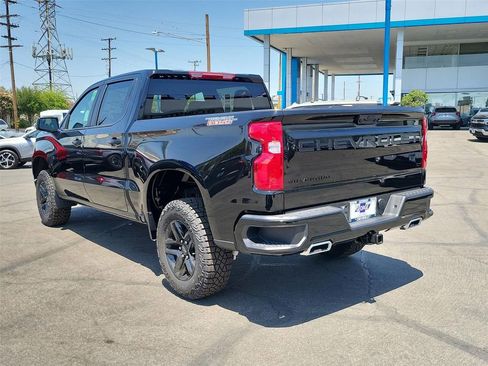 Certified 2024 Chevrolet Silverado 1500 LT Trail Boss w/ LPO, Dark Essentials Package AWD/4WD image 31