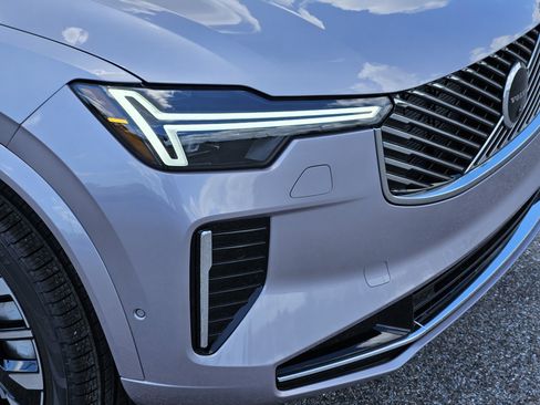 New 2026 Volvo XC90 B5 Plus image 9