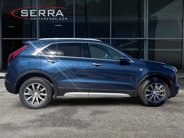 Used 2021 Cadillac XT4 Premium Luxury w/ Cold Weather Package FWD image 6