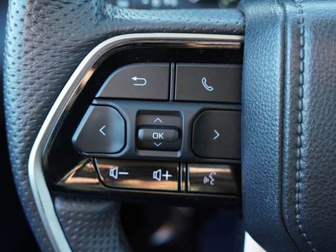 Used 2023 Toyota Tundra Limited image 33