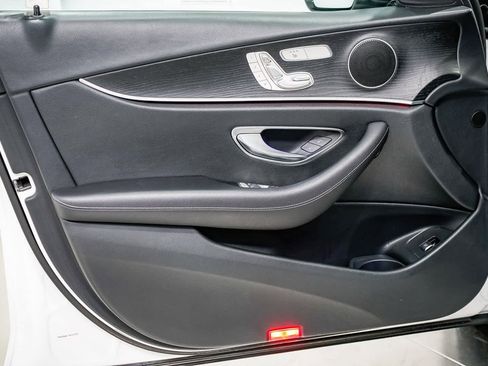 Used 2022 Mercedes-Benz E 350 Sedan image 19
