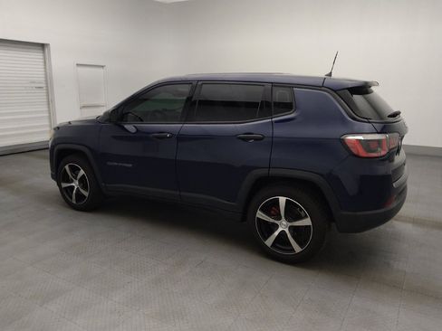 Used 2018 Jeep Compass Sport FWD image 3