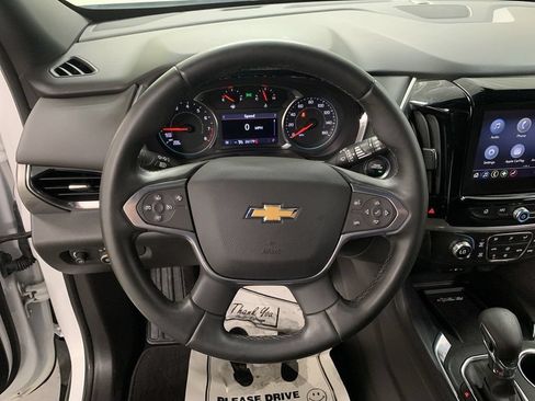 Used 2023 Chevrolet Traverse LT AWD/4WD image 4
