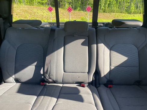 Used 2025 RAM 1500 Big Horn AWD/4WD image 21