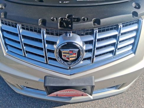 Used 2016 Cadillac SRX Luxury w/ Driver Awareness Package image 24