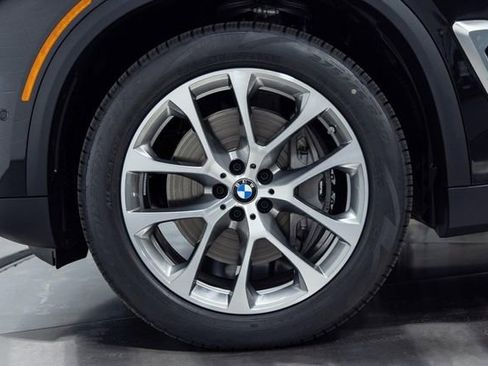 New 2026 BMW X5 xDrive50e w/ Climate Comfort Package image 26
