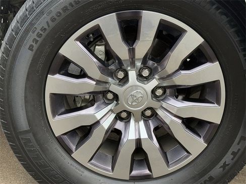 Used 2023 Toyota Tacoma Limited image 11