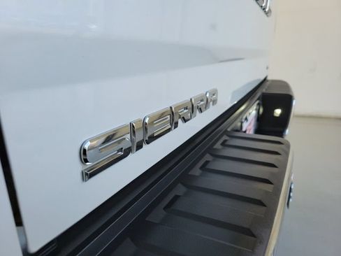 Used 2017 GMC Sierra 1500 SLE w/ Texas SLE Value Package RWD image 9