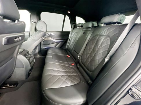 Used 2024 BMW X5 xDrive40i image 22
