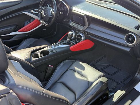 Used 2020 Chevrolet Camaro LT w/ RS Package image 20