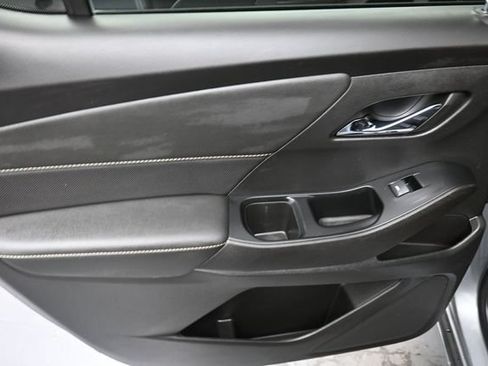 Used 2023 Chevrolet Traverse Premier w/ LPO, Floor Liner Package AWD/4WD image 19