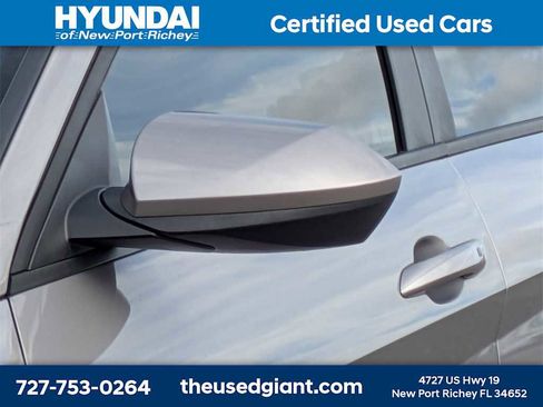 Certified 2024 Hyundai Elantra SEL image 11