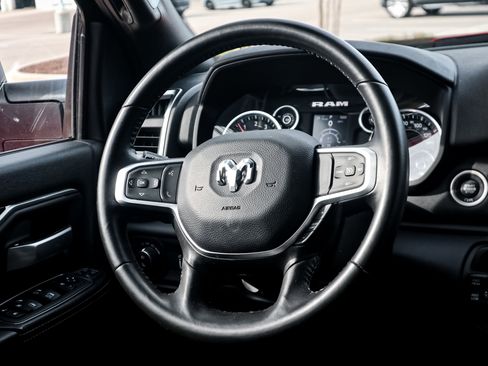 Used 2024 RAM 2500 Big Horn w/ Sport Appearance Package image 18