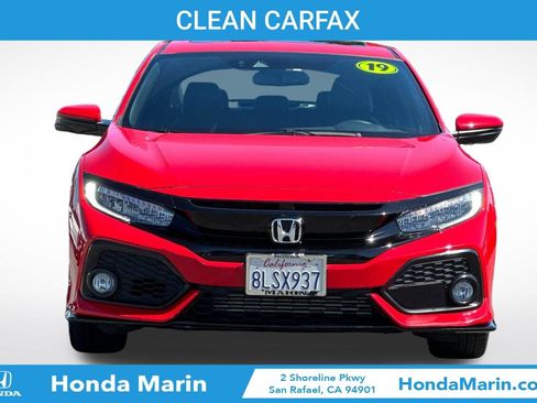 Used 2019 Honda Civic Sport Touring image 9