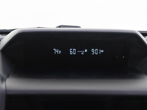 Used 2018 Subaru Impreza 2.0i Premium AWD/4WD image 28