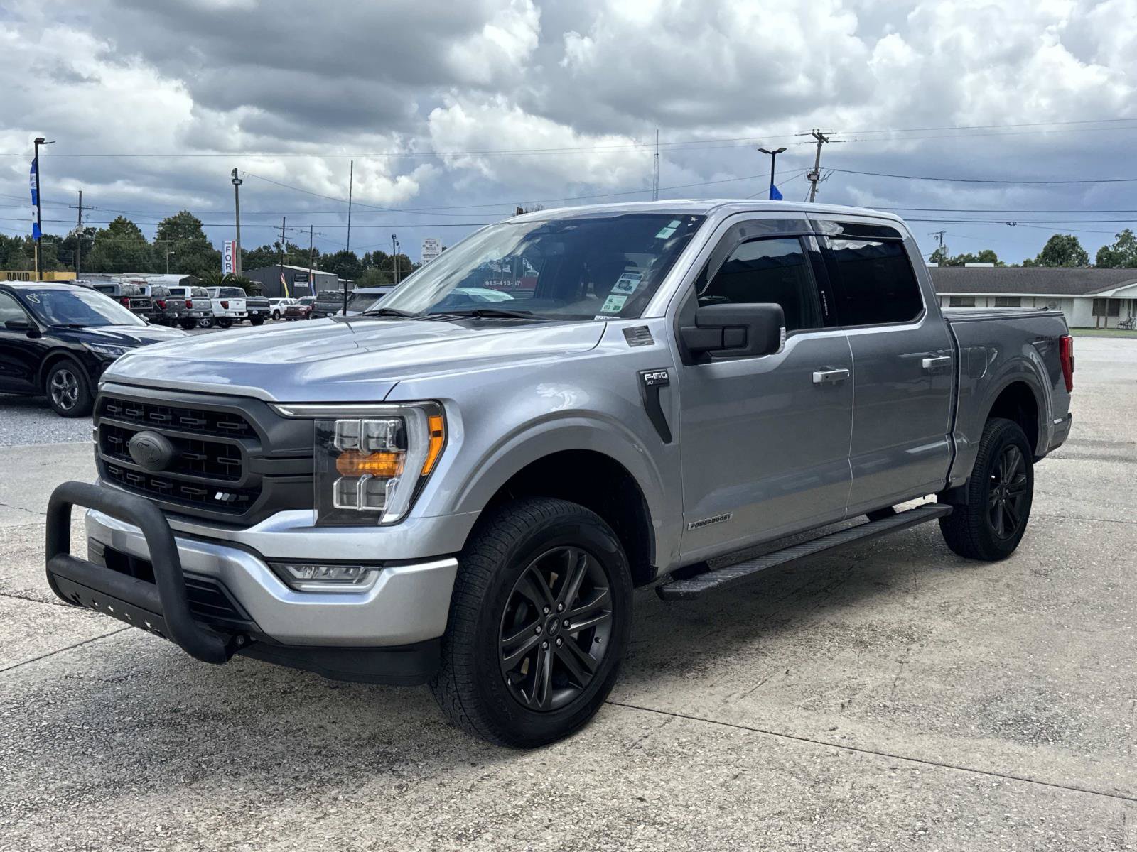 Used 2022 Ford F150 4x4 SuperCrew Hybrid image 3