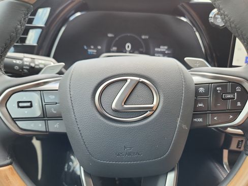 Certified 2026 Lexus RX 350h w/ Convenience Package AWD/4WD image 9