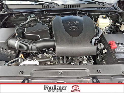 Used 2020 Toyota Tacoma TRD Off-Road w/ TRD Premium Off Road Package AWD/4WD image 27