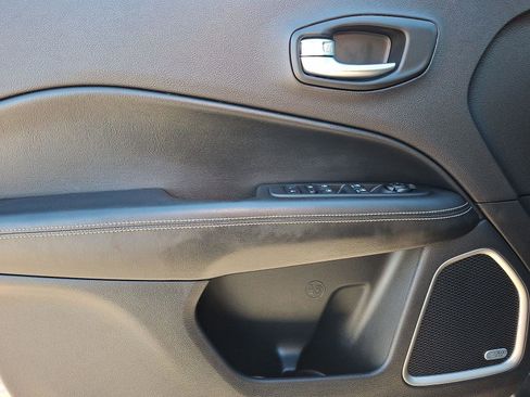 Used 2021 Jeep Compass Latitude w/ Sun and Sound Group image 13