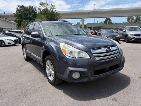 Used 2014 Subaru Outback 2.5i Premium w/ Moonroof Package AWD/4WD image 1