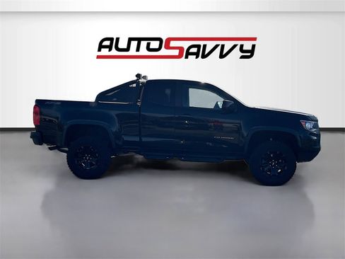 Used 2022 Chevrolet Colorado ZR2 w/ ZR2 Midnight Special Edition image 8