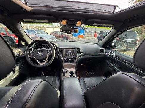 Used 2015 Jeep Grand Cherokee Overland image 20