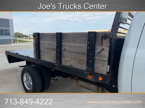 Used 2020 RAM 3500 Tradesman w/ Chrome Appearance Group RWD image 38