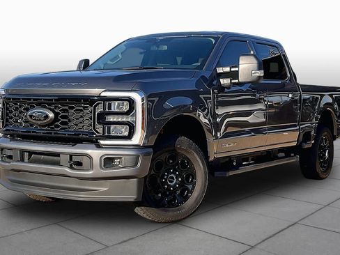 Used 2026 Ford F250 XLT w/ XLT Premium Package AWD/4WD image 3