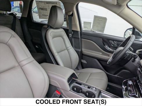 New 2025 Lincoln Corsair FWD w/ Equipment Group 101A image 14