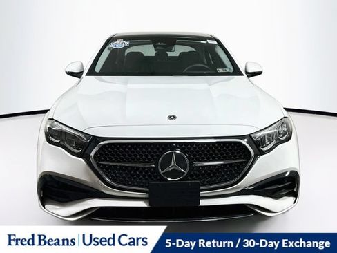 Used 2025 Mercedes-Benz E 450 4MATIC Sedan image 2