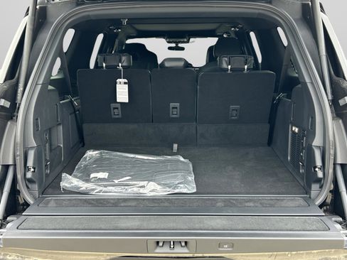 New 2025 Lincoln Navigator L Reserve w/ Jet Appearance Package AWD/4WD image 27
