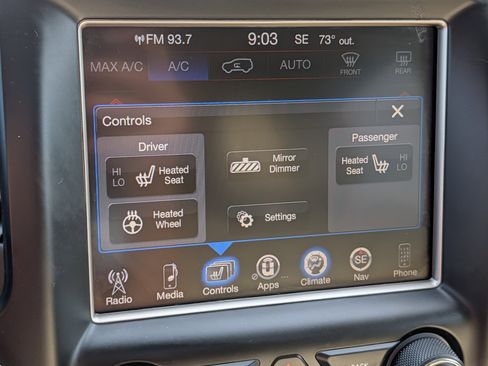 Used 2016 Jeep Grand Cherokee Limited AWD/4WD image 28