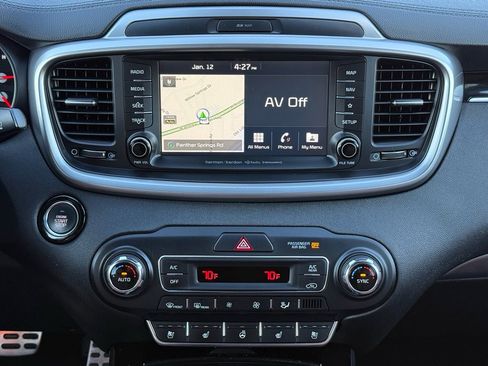 Used 2019 Kia Sorento SX image 23