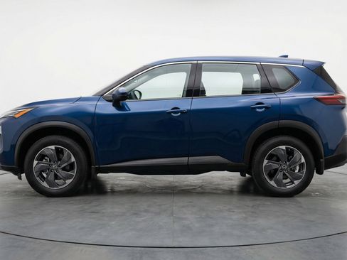 Used 2025 Nissan Rogue SV AWD/4WD image 5