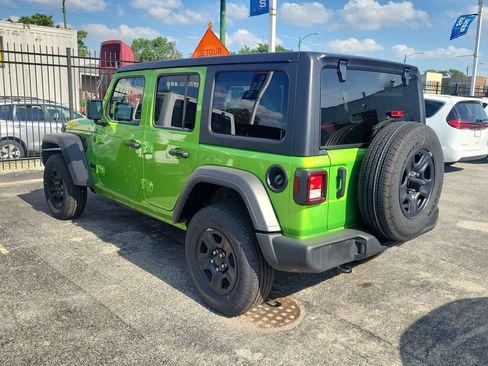 Used 2025 Jeep Wrangler Unlimited Sport AWD/4WD image 3