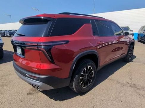Certified 2025 Chevrolet Traverse Z71 AWD/4WD image 8