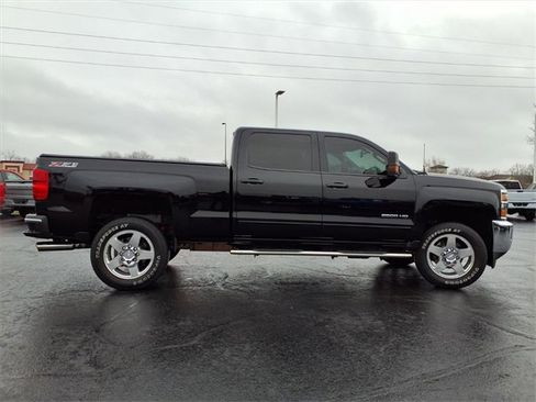 Used 2015 Chevrolet Silverado 2500 LT w/ LT Convenience Package image 28