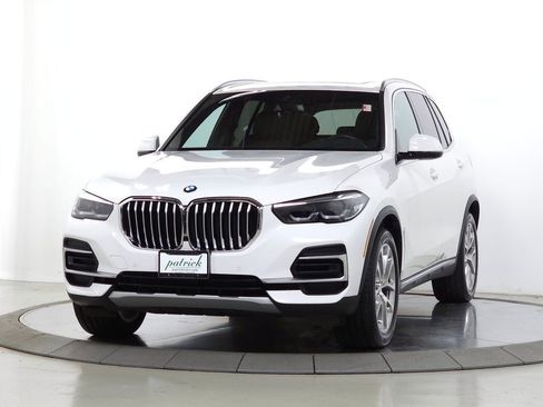 Used 2023 BMW X5 xDrive40i image 3