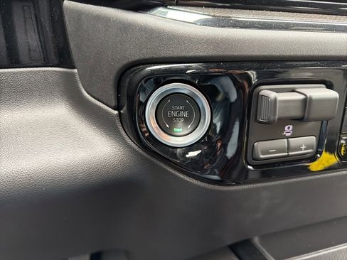 Used 2024 Chevrolet Silverado 1500 ZR2 w/ ZR2 Bison Edition image 37