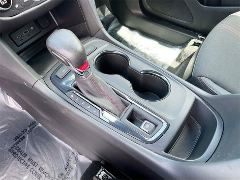 Used 2024 Chevrolet Equinox RS image 16