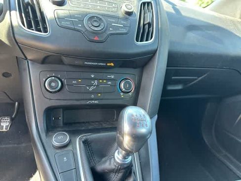 Used 2016 Ford Focus ST FWD image 8