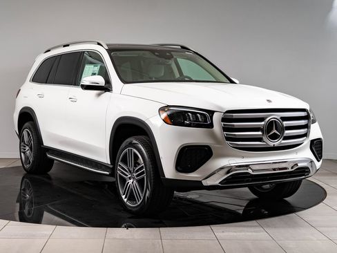 New 2026 Mercedes-Benz GLS 450 4MATIC image 12