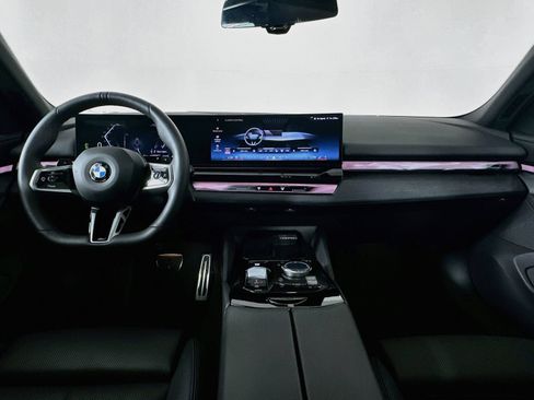 Used 2026 BMW 540i xDrive w/ M Sport Package AWD/4WD image 14