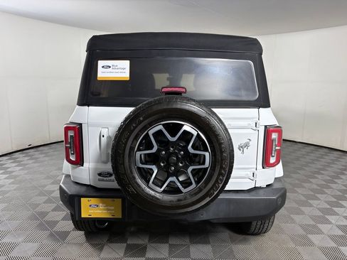 Used 2022 Ford Bronco Outer Banks AWD/4WD image 6