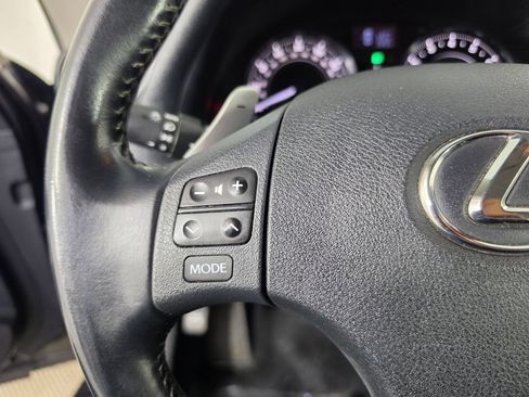 Used 2010 Lexus IS 350C RWD image 23