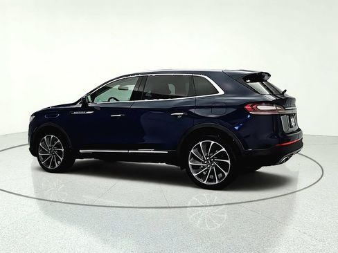 Used 2019 Lincoln Nautilus Reserve w/ Ultimate Package AWD/4WD image 5